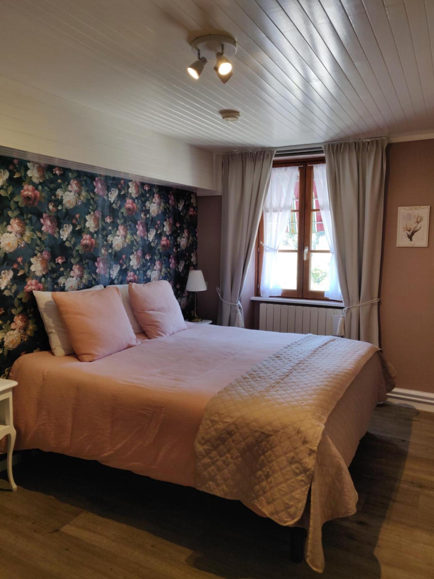 Auberge De La Chaloire La Petite-Verrière Eksteriør billede
